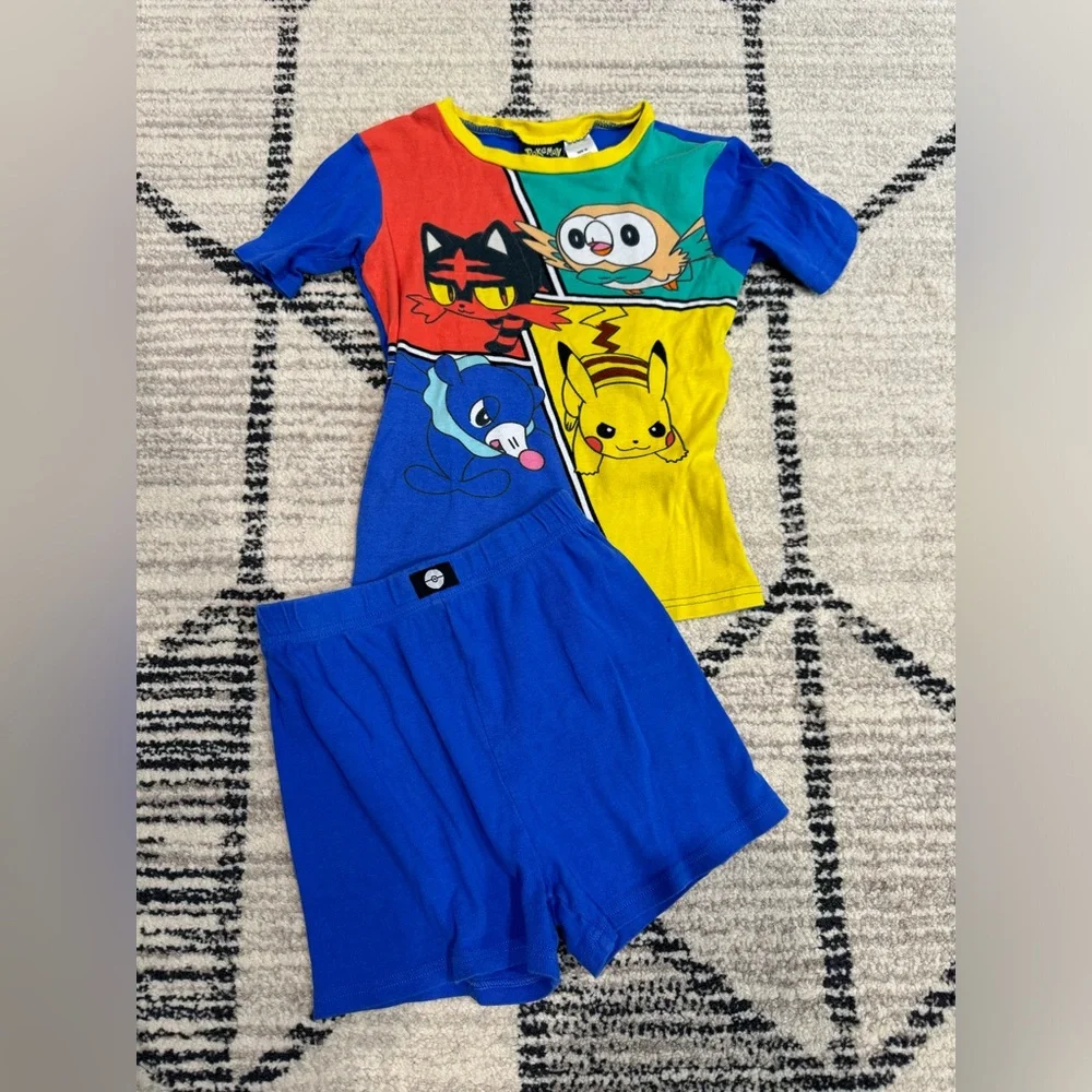 Kids Pokémon pjs size 10